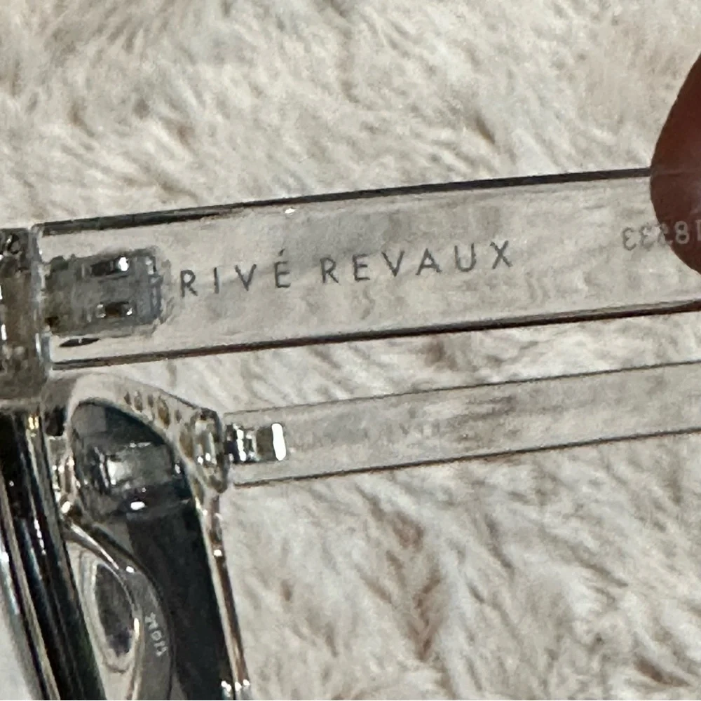 Prive Revaux The Daredevil blue light reader glasses in Crystal